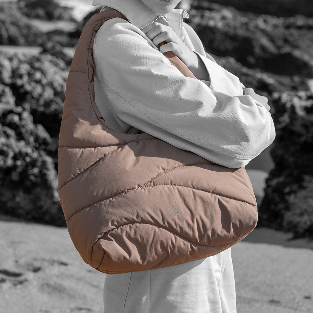 Wavy Puffer Shoulder Bag