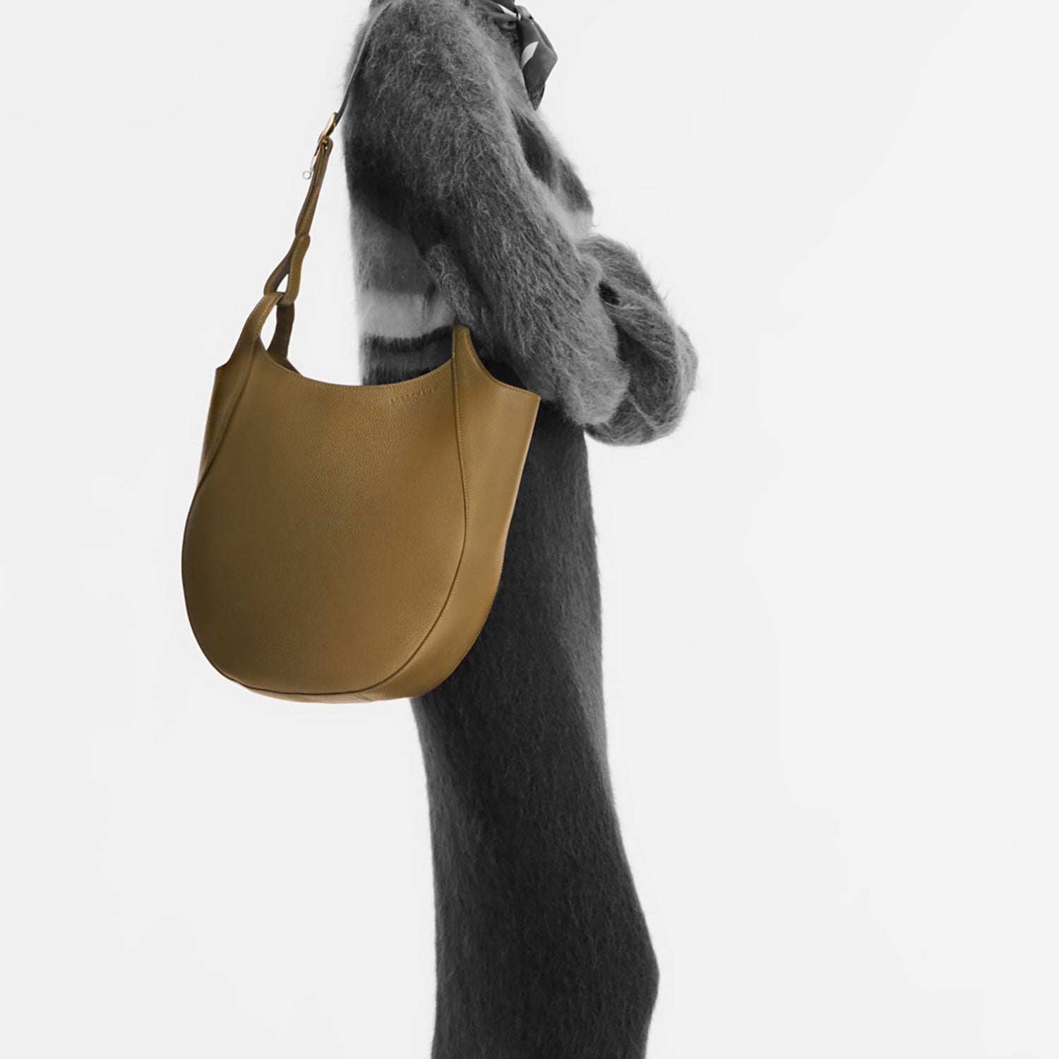 Le Foulonné Schultertasche L