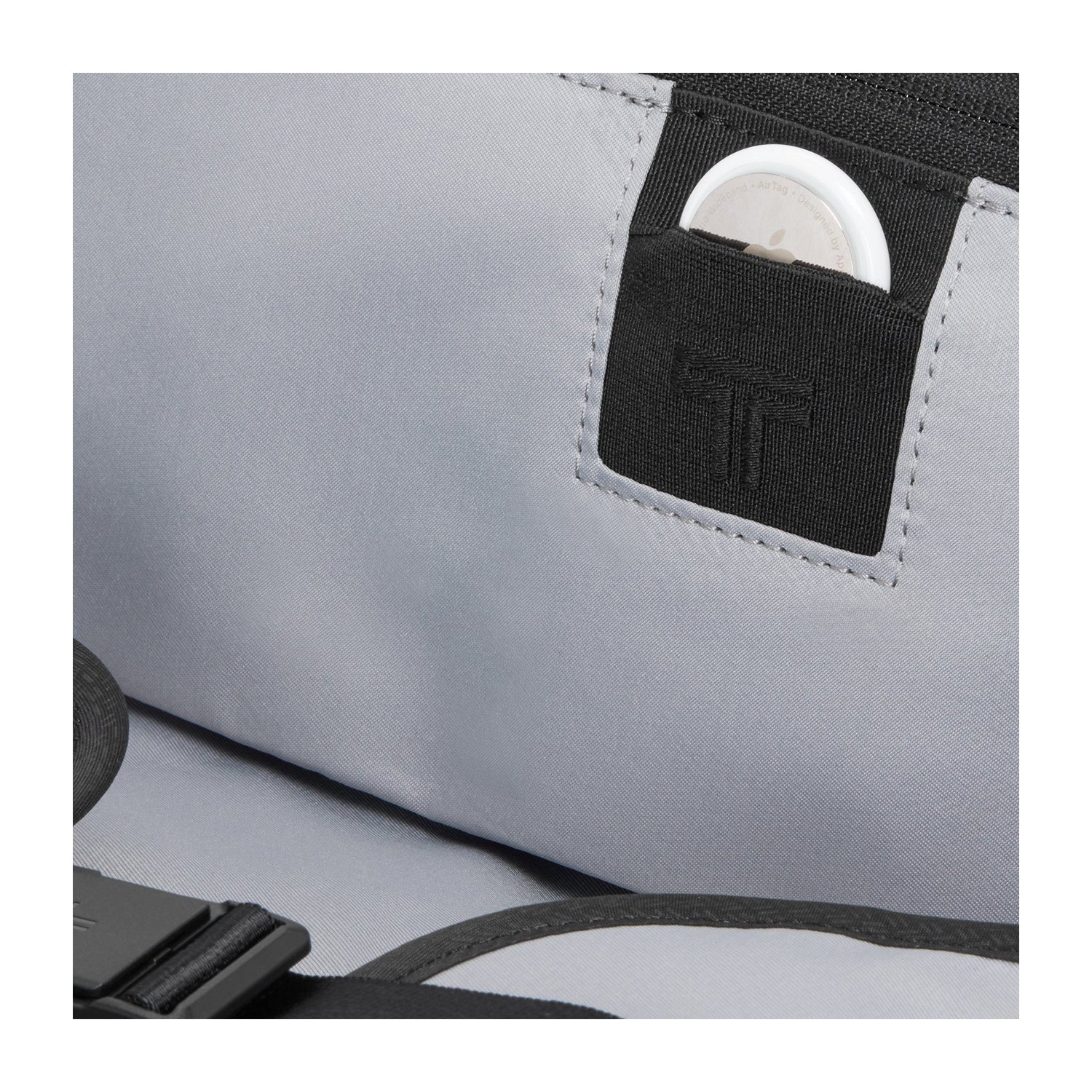 Tumi Alpha Dual Access Exp C/O