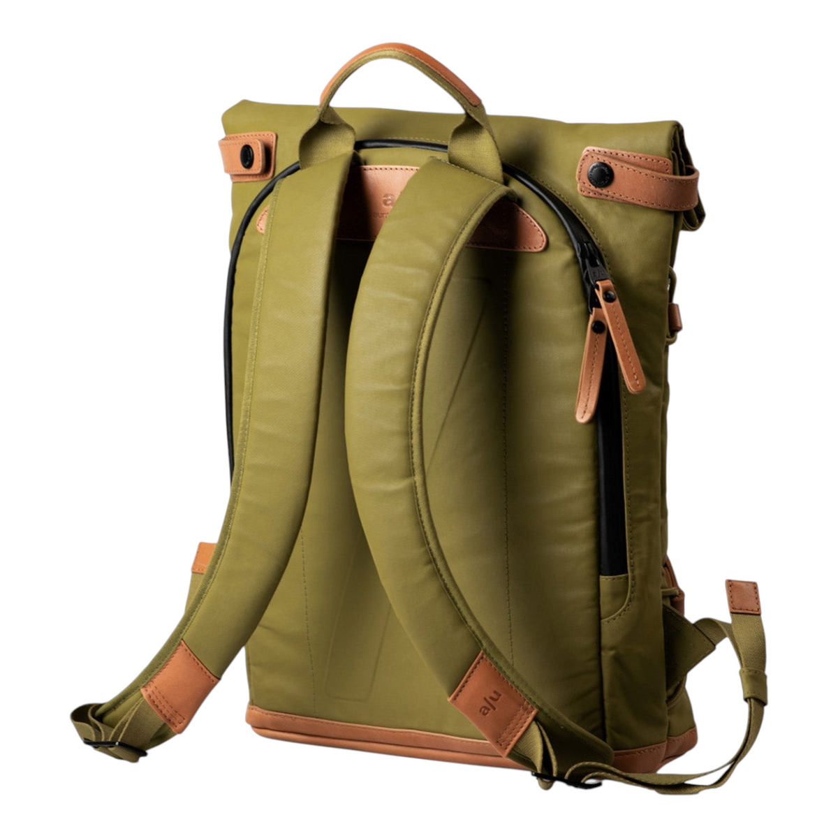 Lieblingstasche Yokohama olive green backpack with tan leather accents, shown from the back with padded straps.