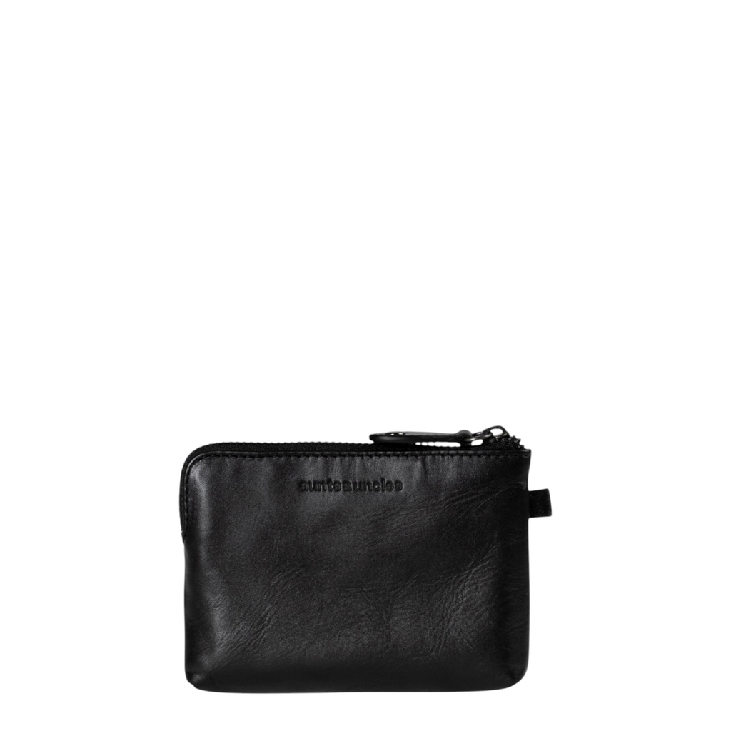 Lieblingstasche Physalis black leather coin purse with a zip closure and embossed aunts & uncles logo