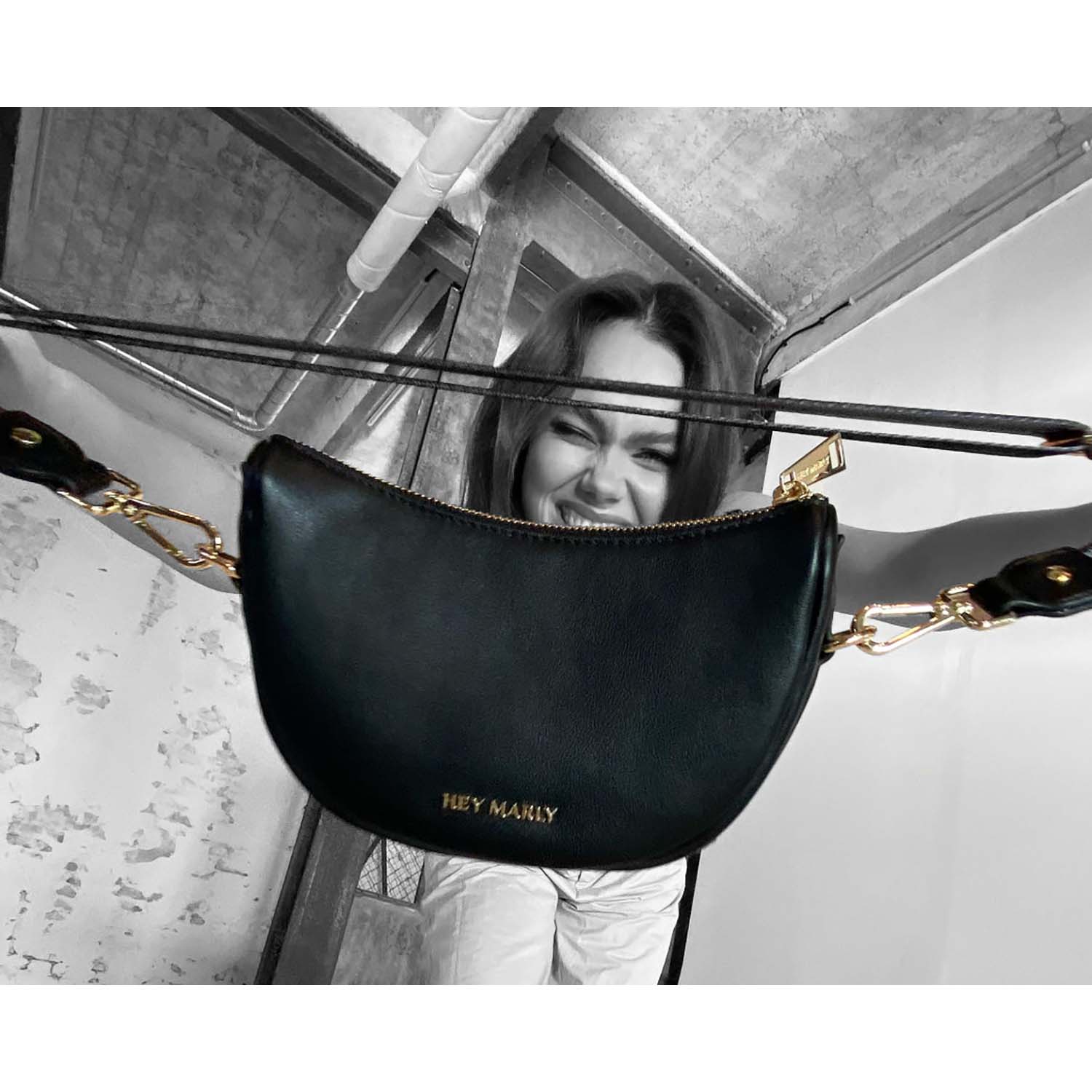 Sporty Sister Chest Bag