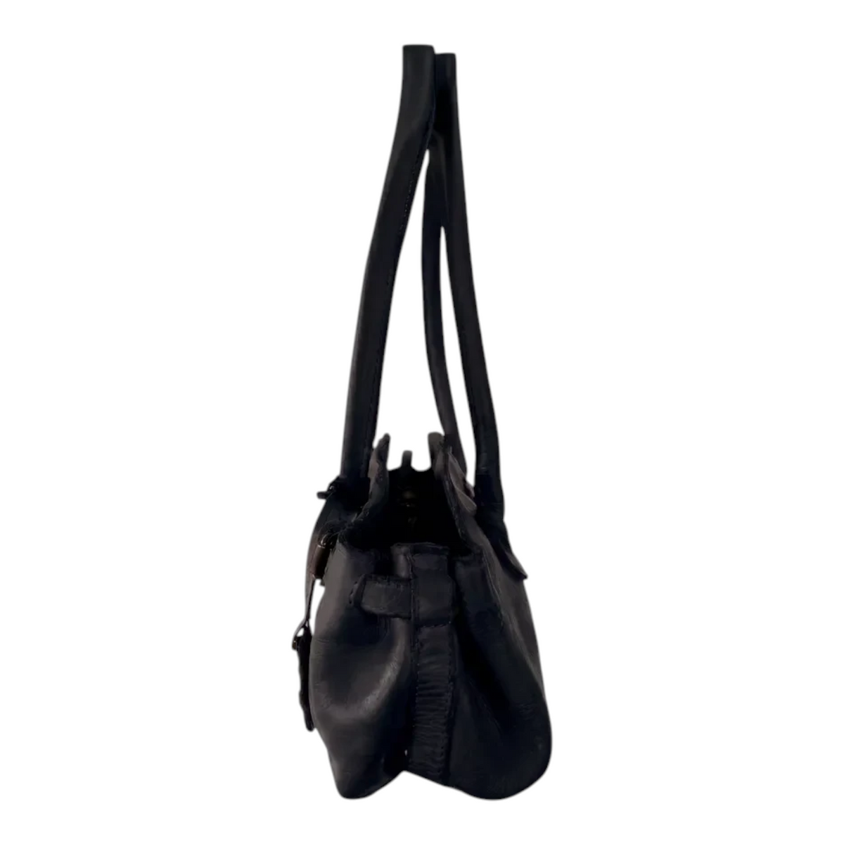 Lieblingstasche Adriella black leather handbag shown from the side with long shoulder straps