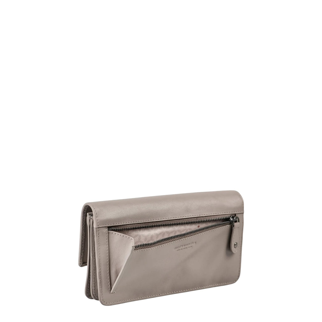 Lieblingstasche Bay wallet in taupe leather with a back zipper pocket and flap closure