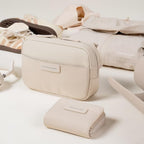 Lieblingstasche Bergen Pro Wallet Small in beige, compact design with card slots and zip closure on a neutral surface