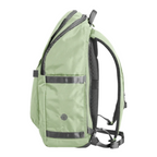 Lieblingstasche eoto Easy27 sage green water-repellent daypack with laptop compartment and side view