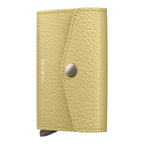 Lieblingstasche Envelope Pebble cardholder in pale yellow textured leather with a silver snap button closure