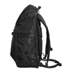 Lieblingstasche eoto Easy27 black 27L everyday backpack with padded straps and side pockets in a side view