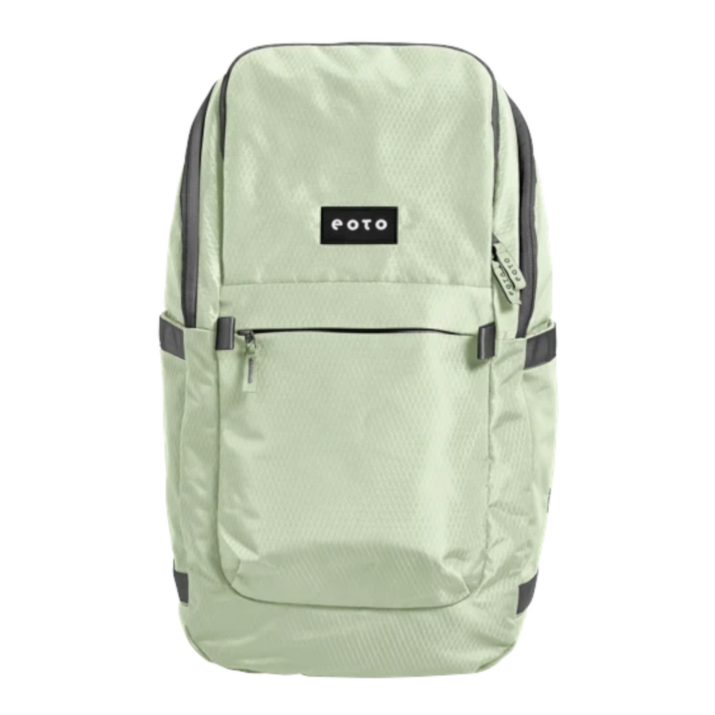 Lieblingstasche eoto Easy27 light green recycled daypack with laptop compartment and organized storage pockets