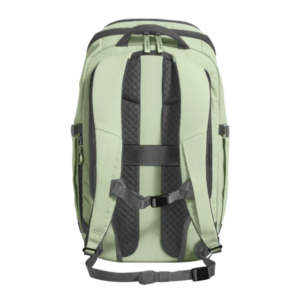 Lieblingstasche eoto Easy27 sage green backpack with padded shoulder straps, chest strap, and breathable back panel.