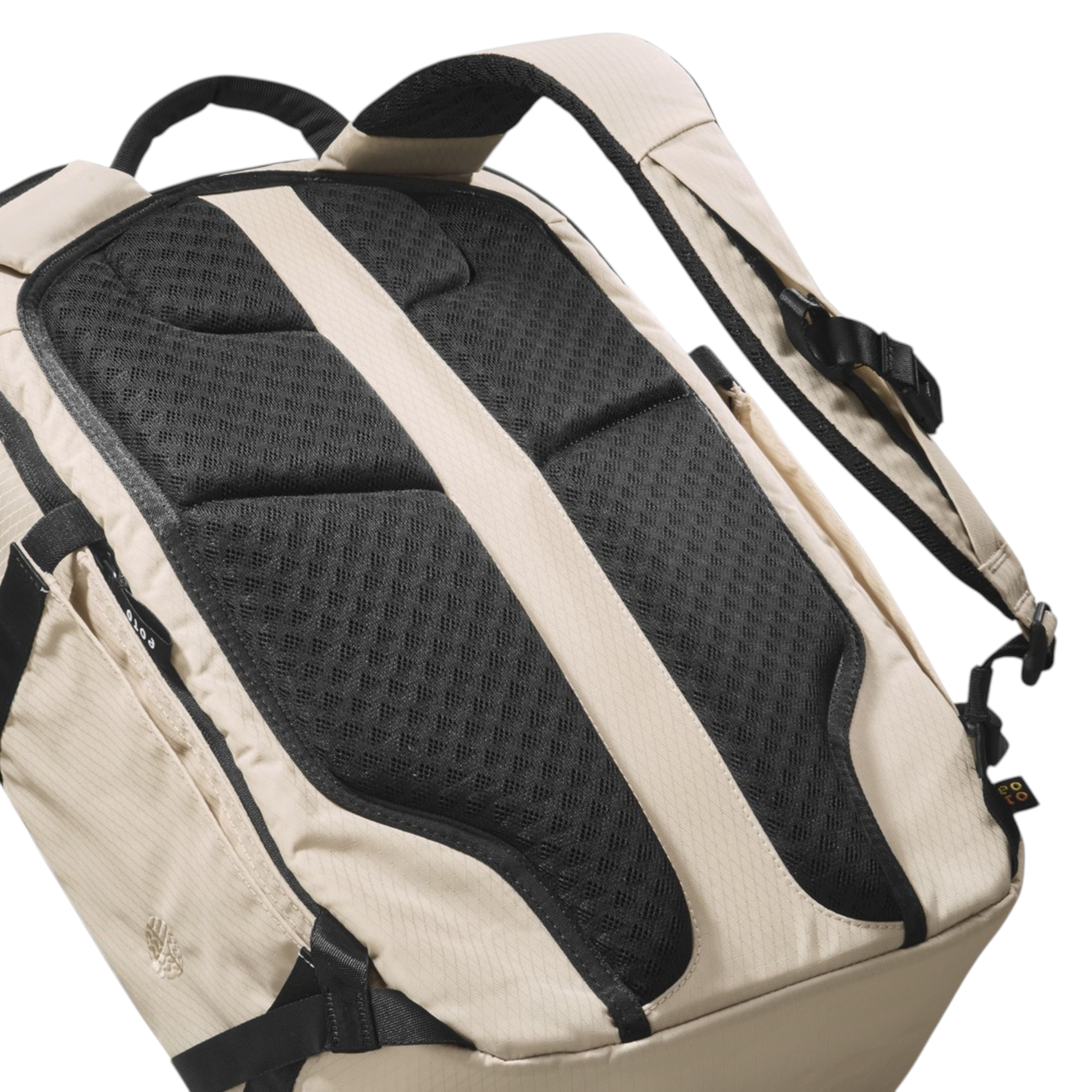 Lieblingstasche eoto Tidy22 beige business backpack with breathable black mesh back padding and ergonomic straps