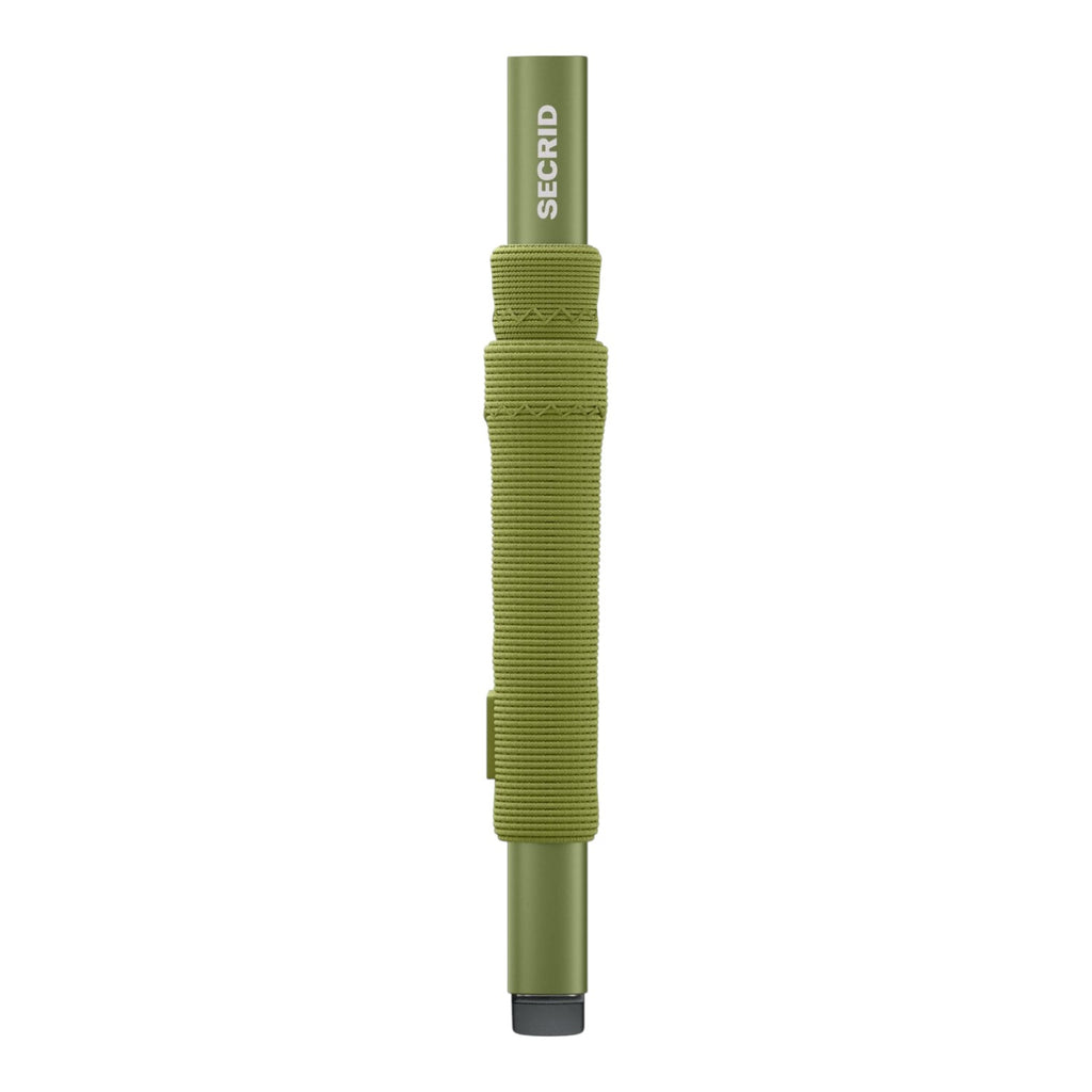 Lieblingstasche Flexwallet in olive green with a durable card protector and flexible powernet textile sleeve.
