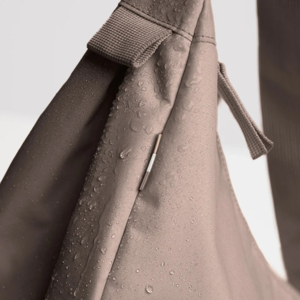 Lieblingstasche GOT BAG Moon Bag Large in taupe with water-repellent fabric texture and close-up detail