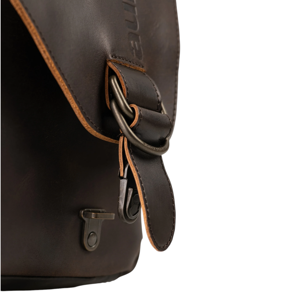 Lieblingstasche Jade dark brown leather bag with antique brass metal buckle and strap detail
