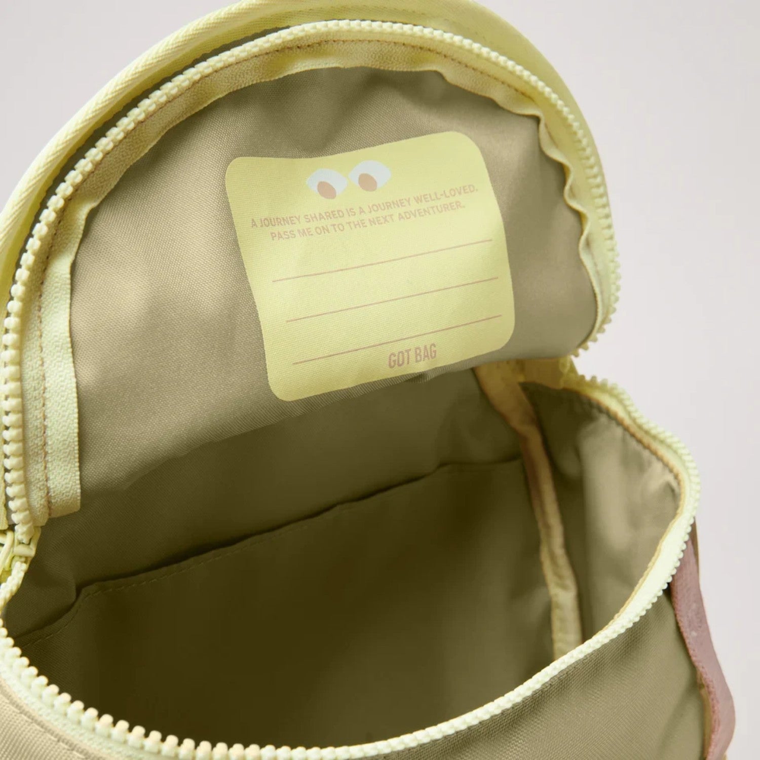 Lieblingstasche kids adventure daypack interior with name tag label in recycled ocean plastic fabric