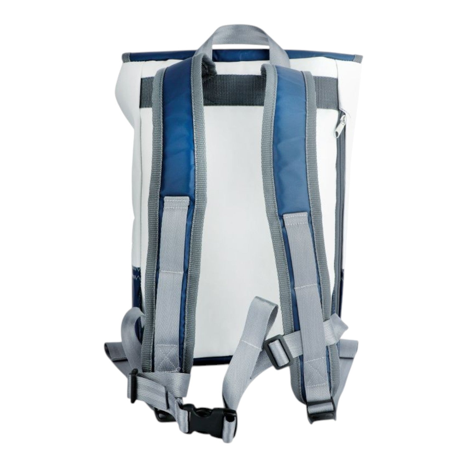 Lieblingstasche Landgang Mini backpack in white and blue recycled sailcloth with adjustable grey shoulder straps.