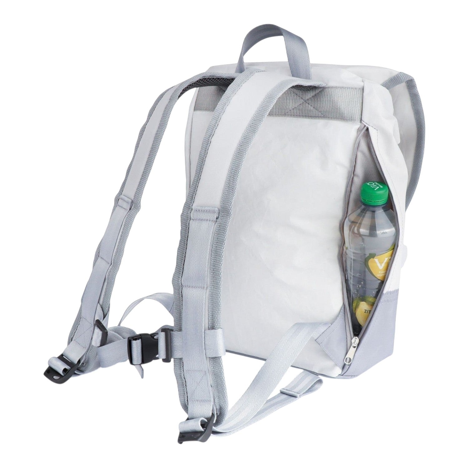 Lieblingstasche Landgang Mini backpack in white and grey with a side pocket holding a water bottle