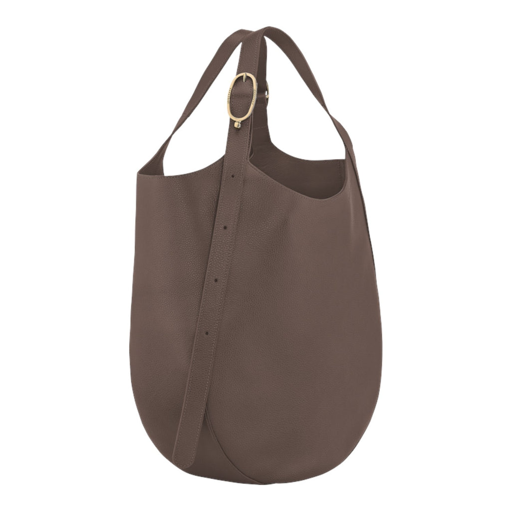Lieblingstasche Le Foulonné XL shoulder bag in taupe grained leather with an adjustable gold-tone buckle strap
