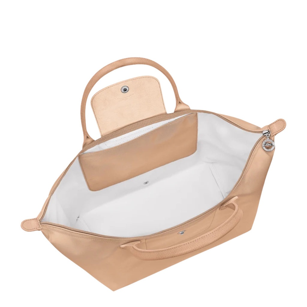 Lieblingstasche Le Pliage One handbag in tan leather with zip closure and interior pockets.