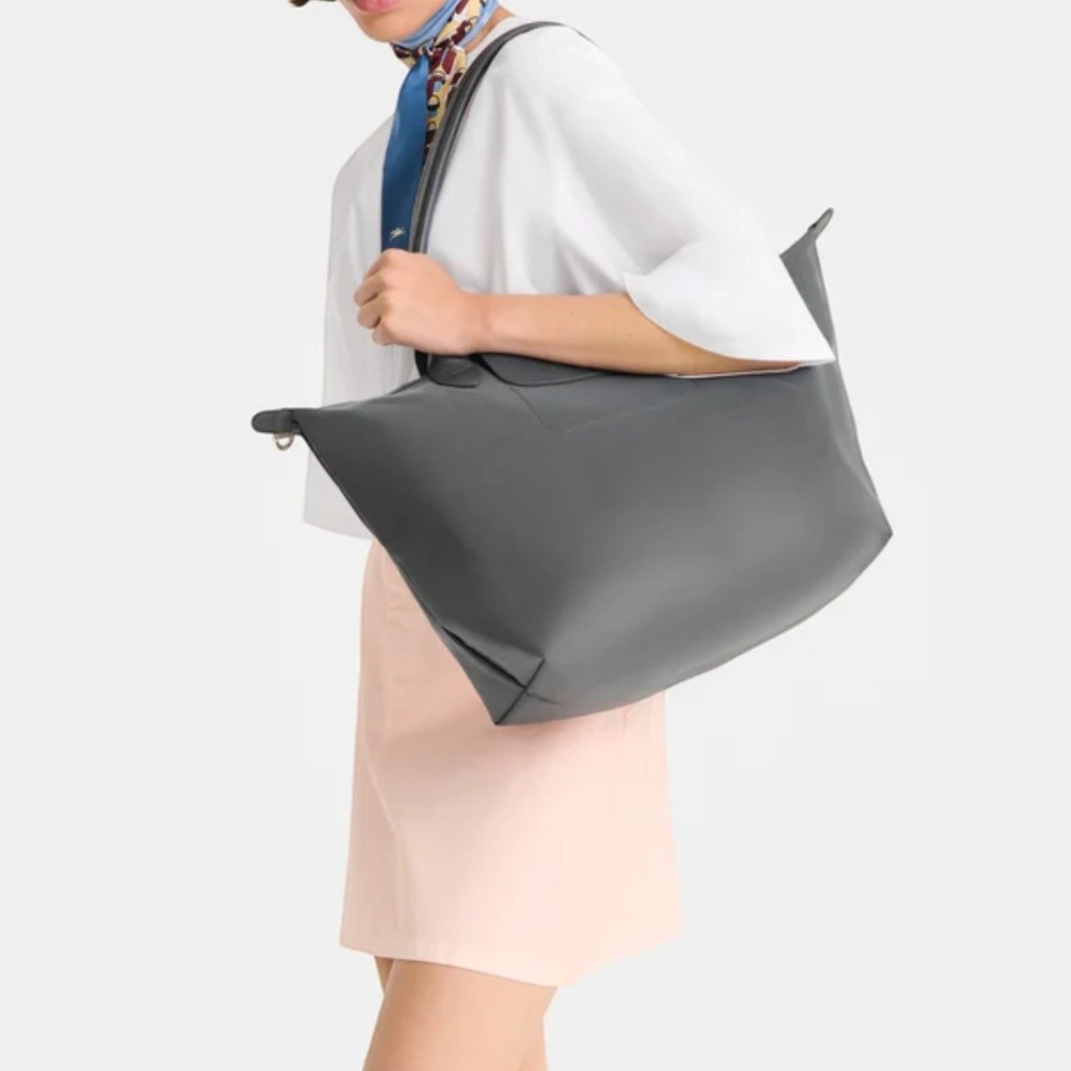 Lieblingstasche Le Pliage One L grey leather tote bag with top handles and a spacious interior.