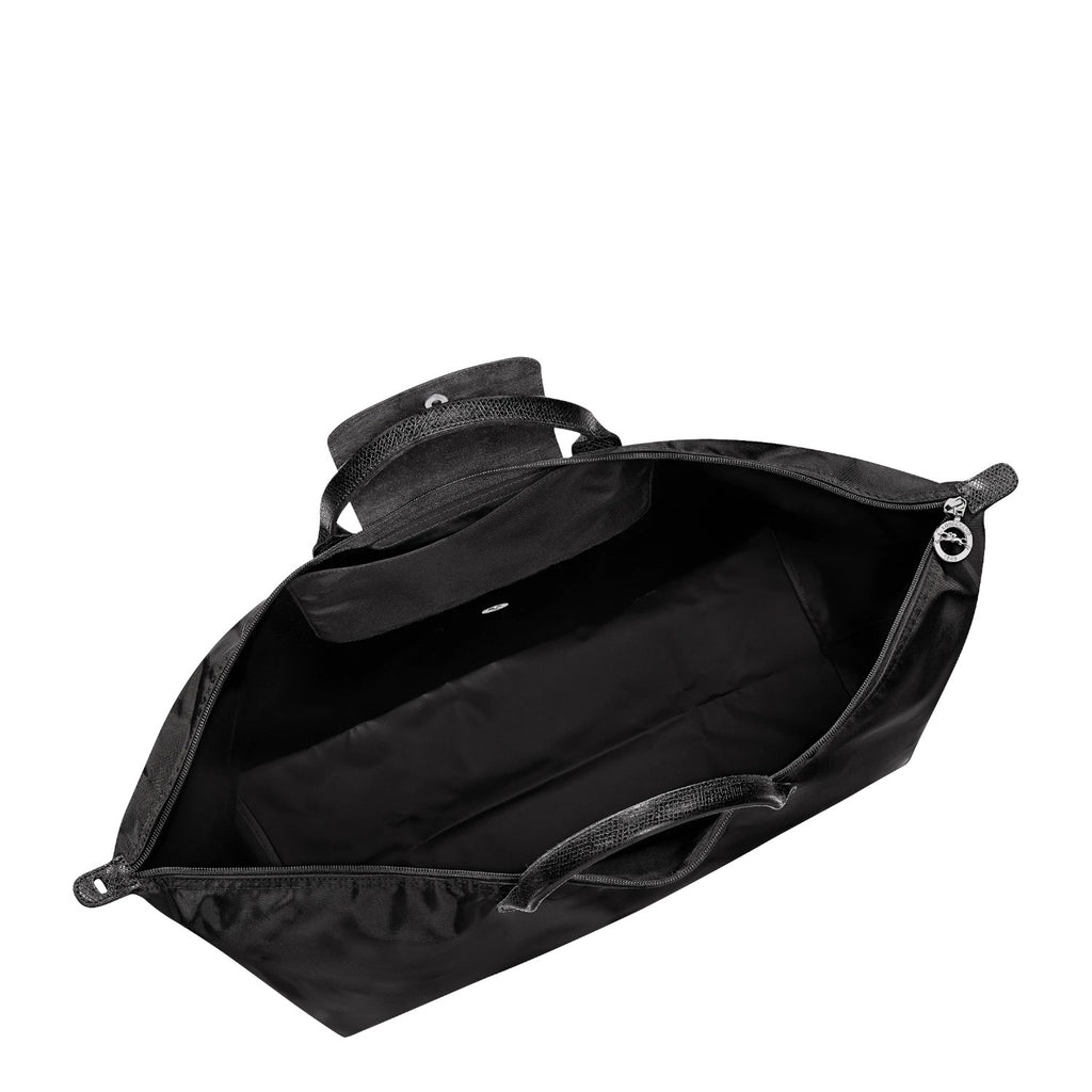 Lieblingstasche Le Pliage One Reisetasche XL, black nylon travel bag with leather trim and zip closure.