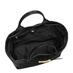 Lieblingstasche Le Smart Flow Handtasche L in black leather with gold-tone hardware and spacious interior