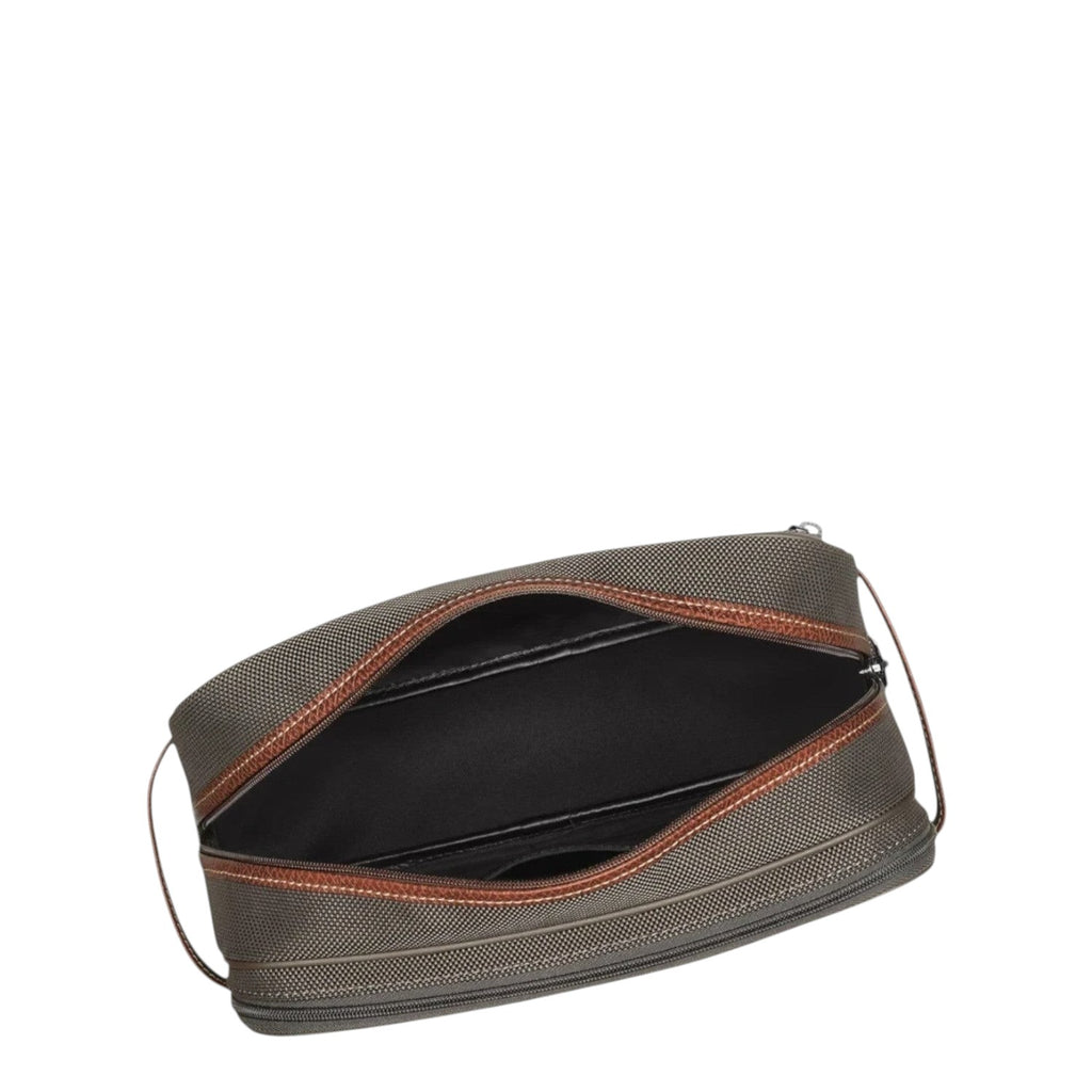 Lieblingstasche Longchamp Boxford toiletry bag in brown canvas with leather trim and dual zippered compartments