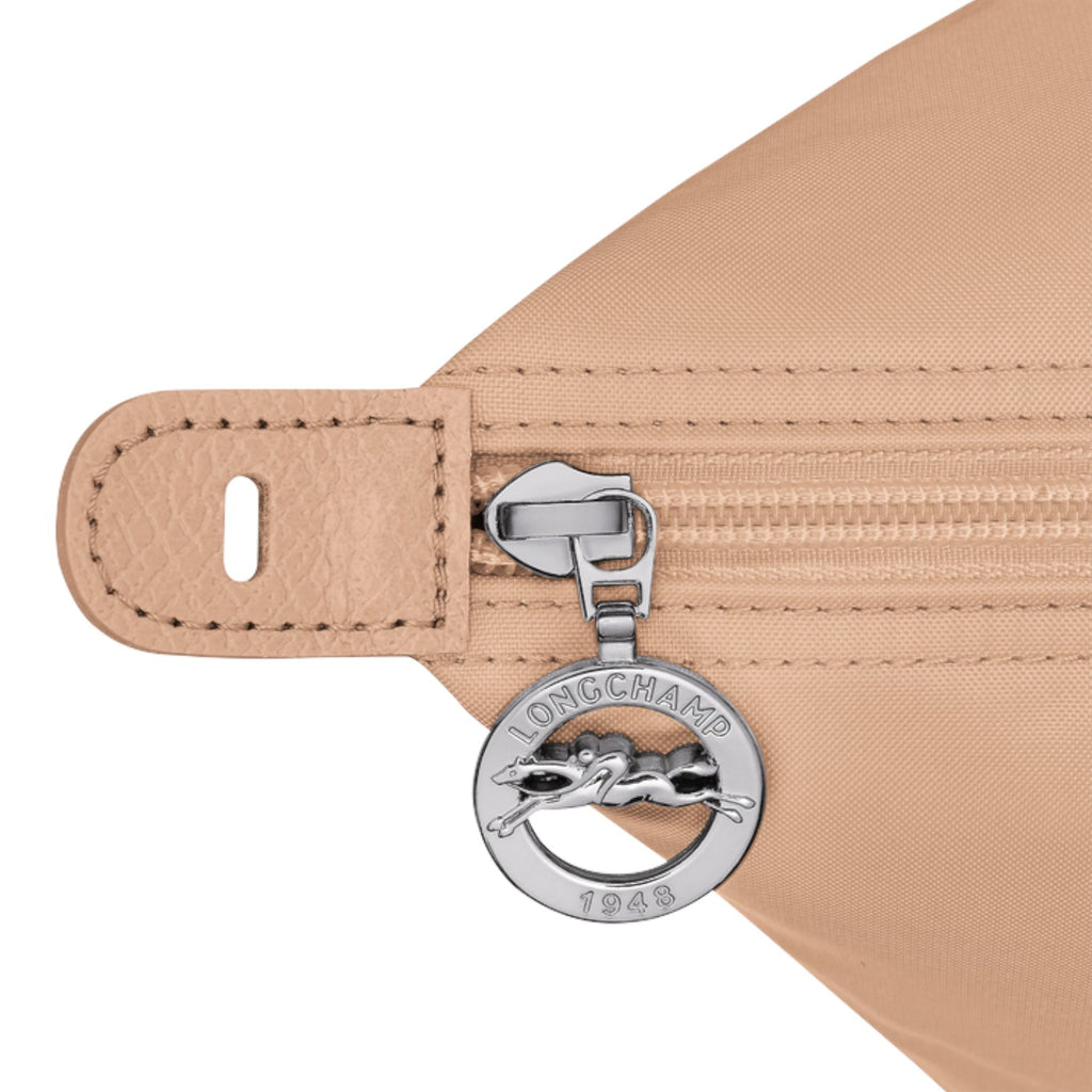 Lieblingstasche Longchamp Le Pliage One travel bag beige nylon detail with silver logo zipper pull
