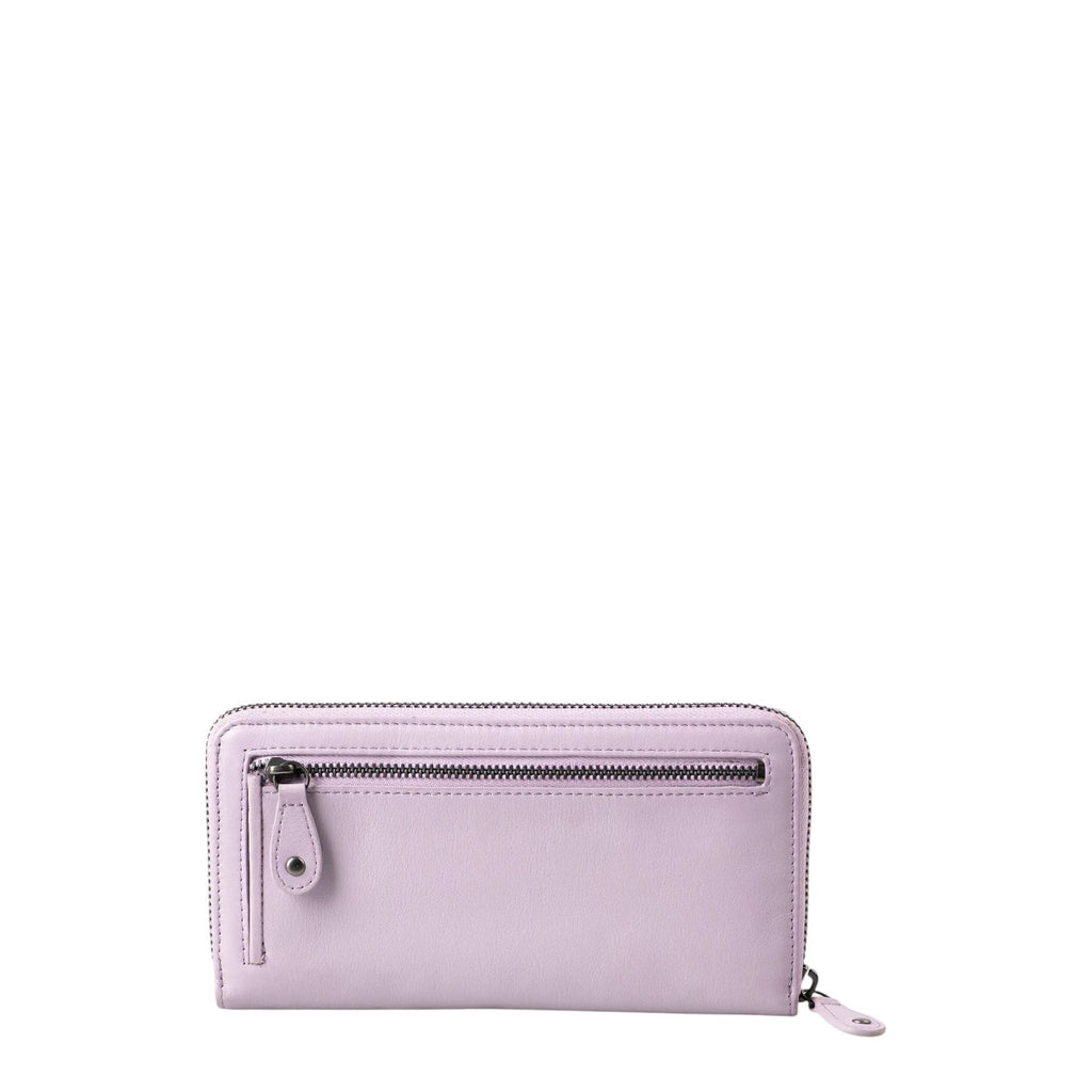 Lieblingstasche Maple lavender leather wallet with a back zipper pocket and dark metal hardware