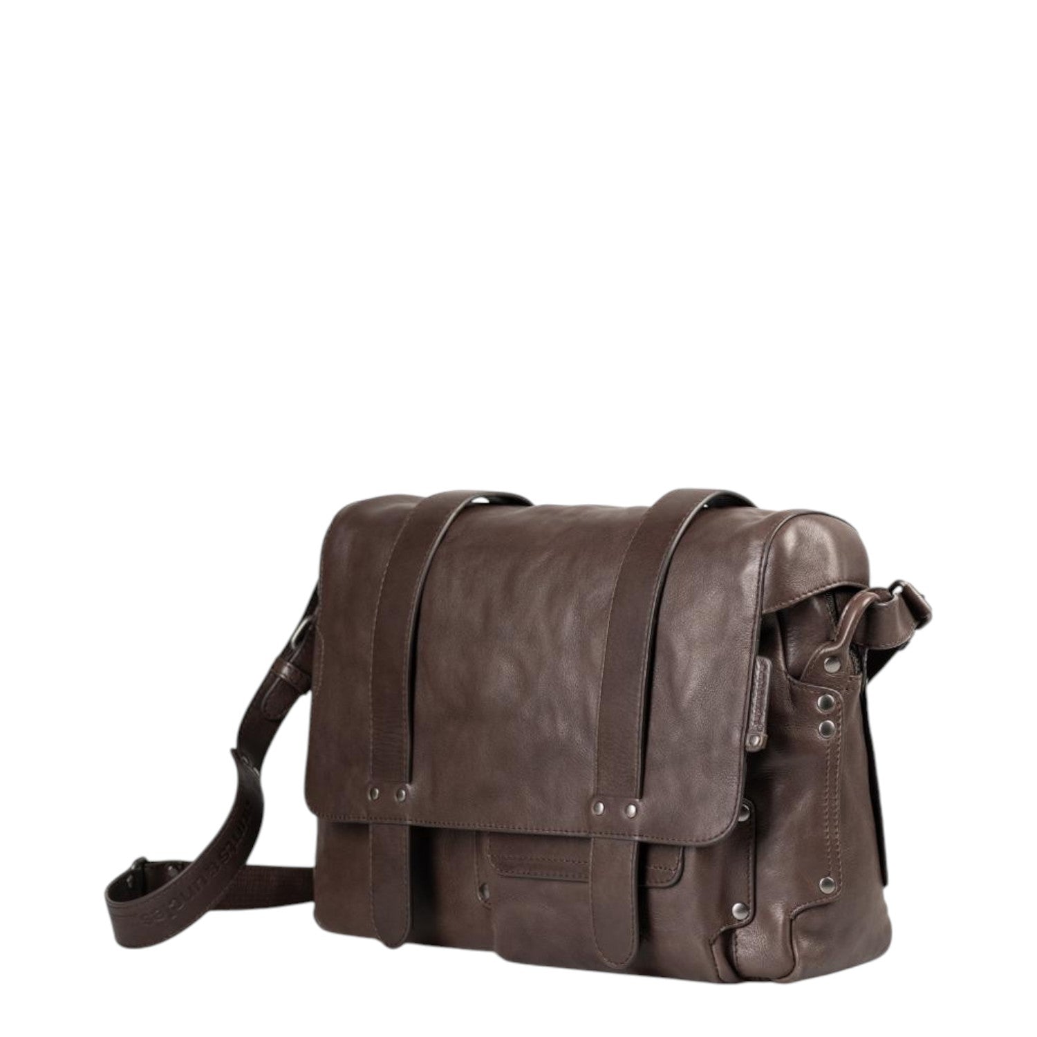 Lieblingstasche Miss Applepie brown leather messenger bag with flap closure and adjustable shoulder strap