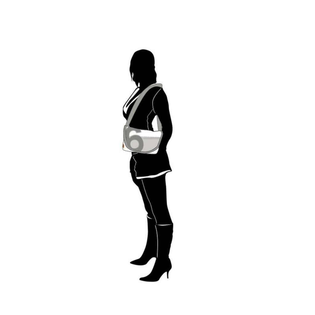 Lieblingstasche Perle shoulder bag with a grey and white graphic design worn by a silhouette model