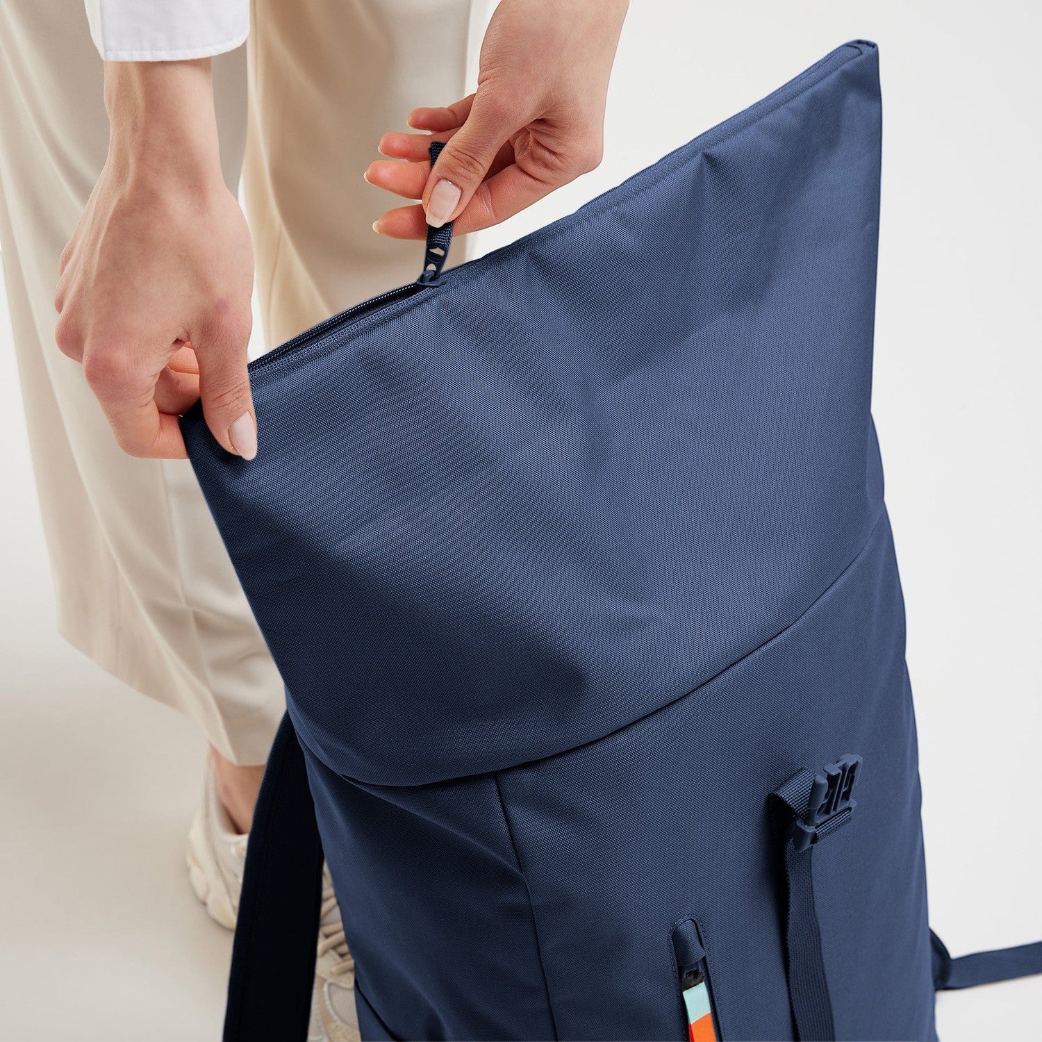 Lieblingstasche Rolltop Easy navy blue backpack with zip closure and buckle detail