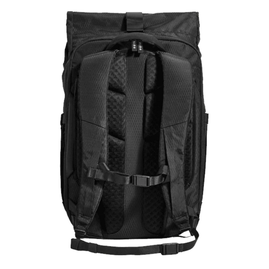 Lieblingstasche Rolly32 black rolltop backpack with breathable back padding, adjustable shoulder straps, and chest belt