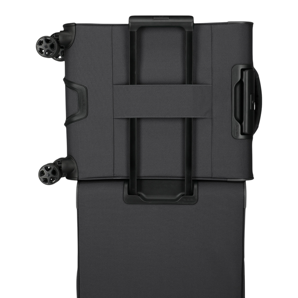 Lieblingstasche Skaii Trolley 4W S in black featuring a telescopic handle and smooth-rolling wheels for travel.