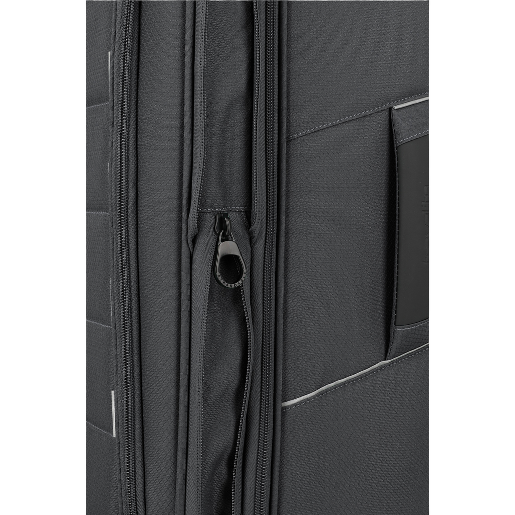 Lieblingstasche Skaii trolley suitcase in black with expandable zipper detail and durable fabric texture.
