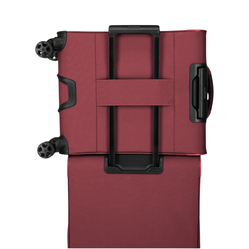 Lieblingstasche Skaii Trolley 4W S in red featuring a retractable handle and smooth-rolling wheels
