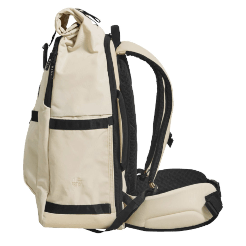 Lieblingstasche Tall41 beige rolltop travel backpack with padded straps and side view