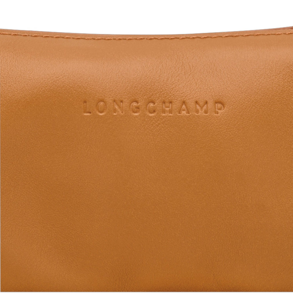 Lieblingstasche Looong Schultertasche S in tan leather with embossed Longchamp logo detail