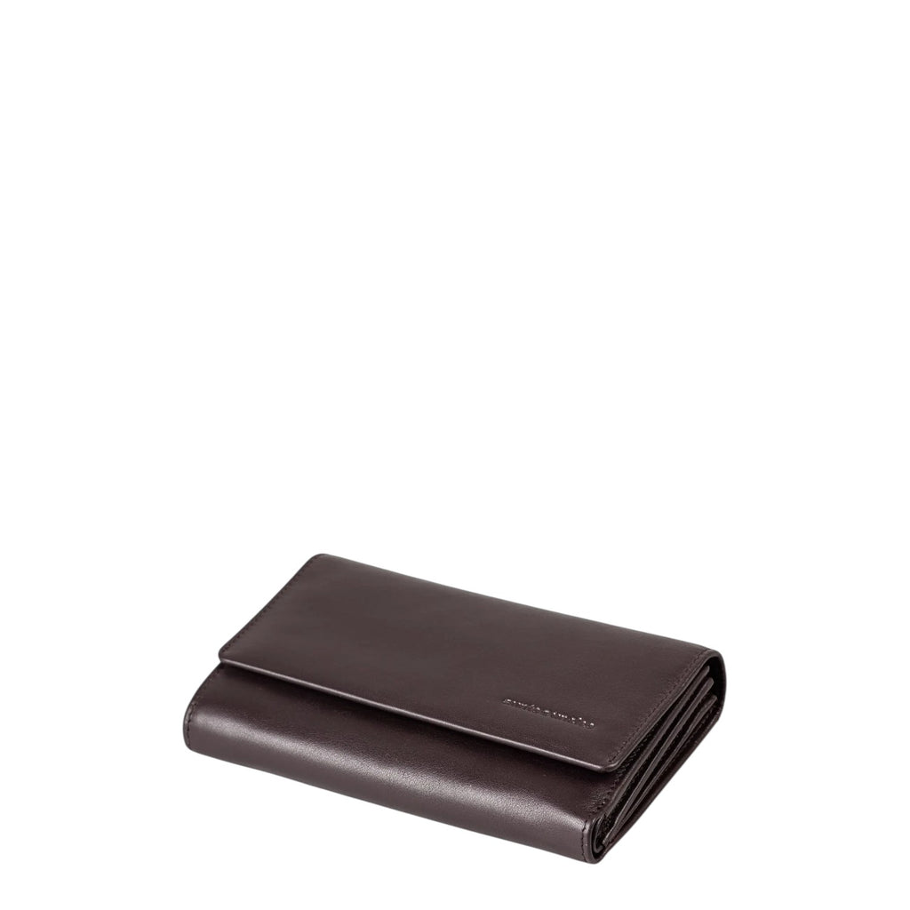 Lieblingstasche Thyme dark brown leather wallet with a flap closure and minimalist design