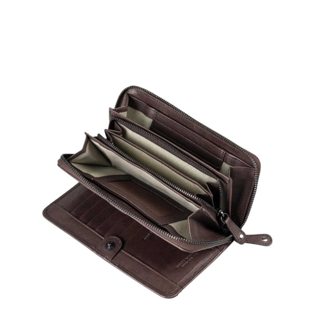 Lieblingstasche Tilda dark brown leather wallet with multiple card slots and a zippered coin compartment