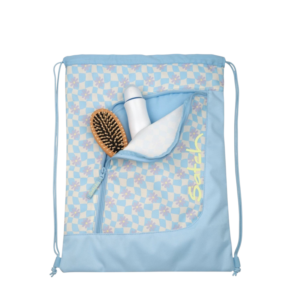 Lieblingstasche Satch drawstring sports bag in light blue with a checkered floral pattern and a front zipper pocket.
