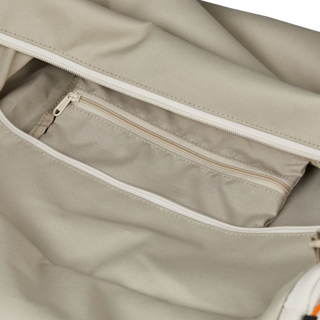 Sporttasche Sneaker Style