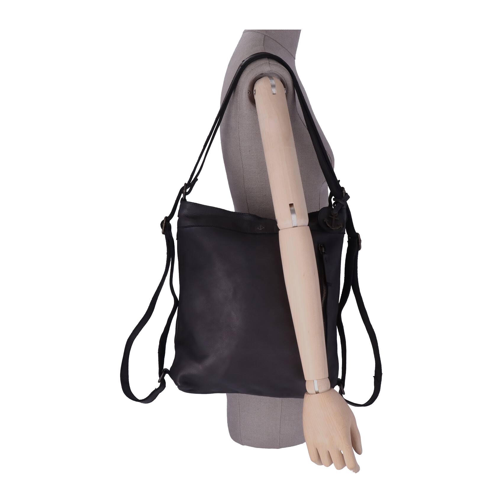 Harbour-2nd-Nora_B3-9964_dark-ash_2