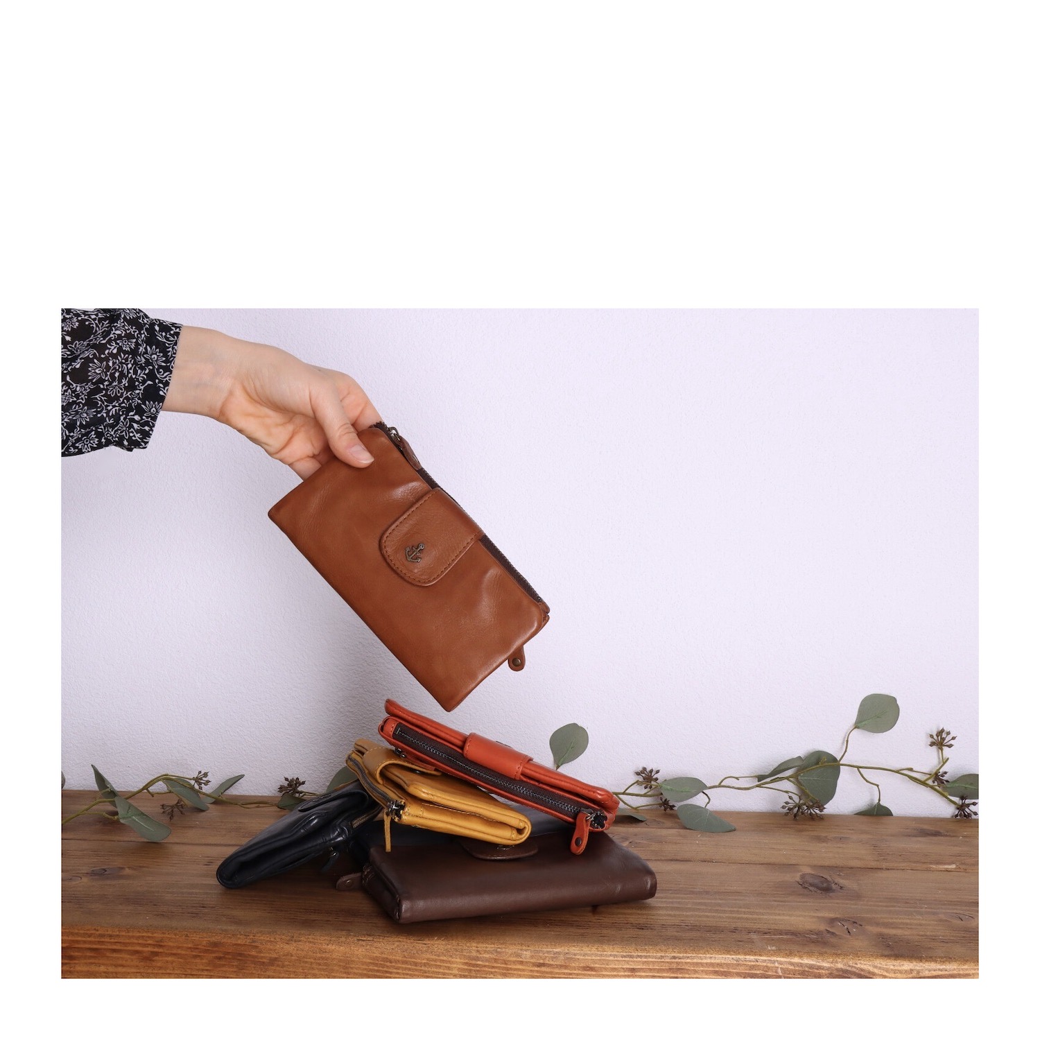 Harbour-2nd-Nikki-Imagebilder__Black_9