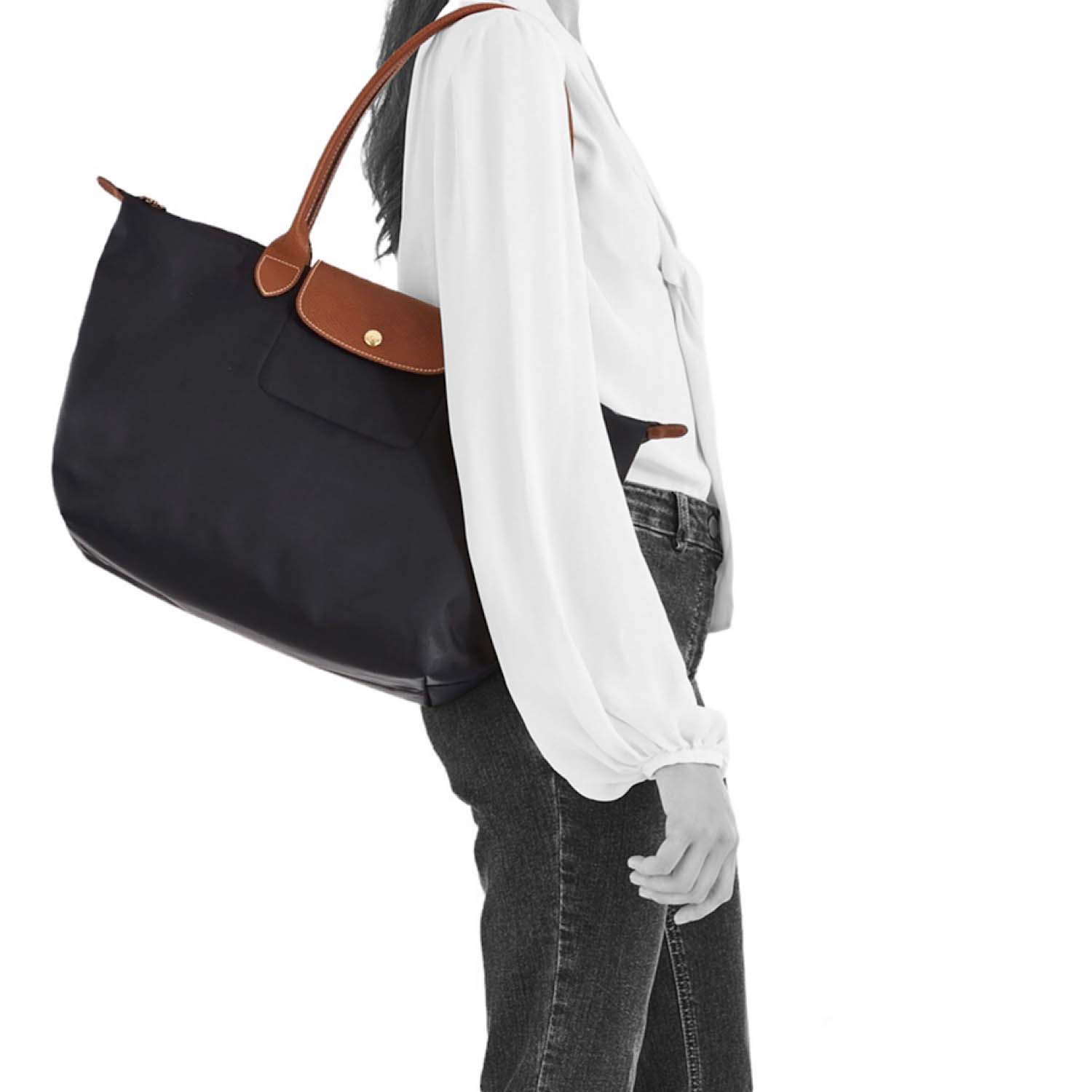 BEED61F6-4539-4D79-9894-992BAC9B4235DciQqzv7fJqpW