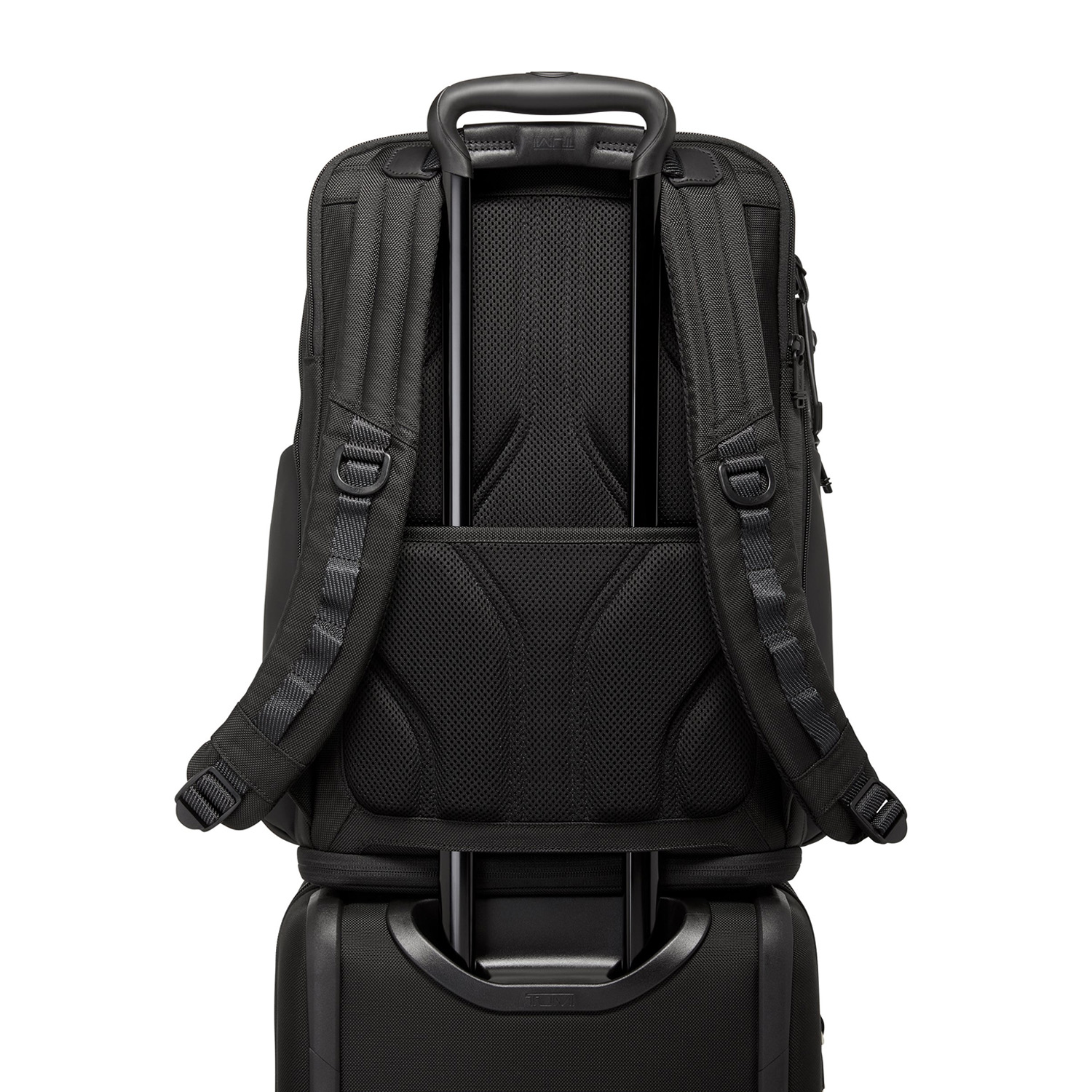 TUMI_ALPHA-BRAVO-Nomadic-Backpack_black_07