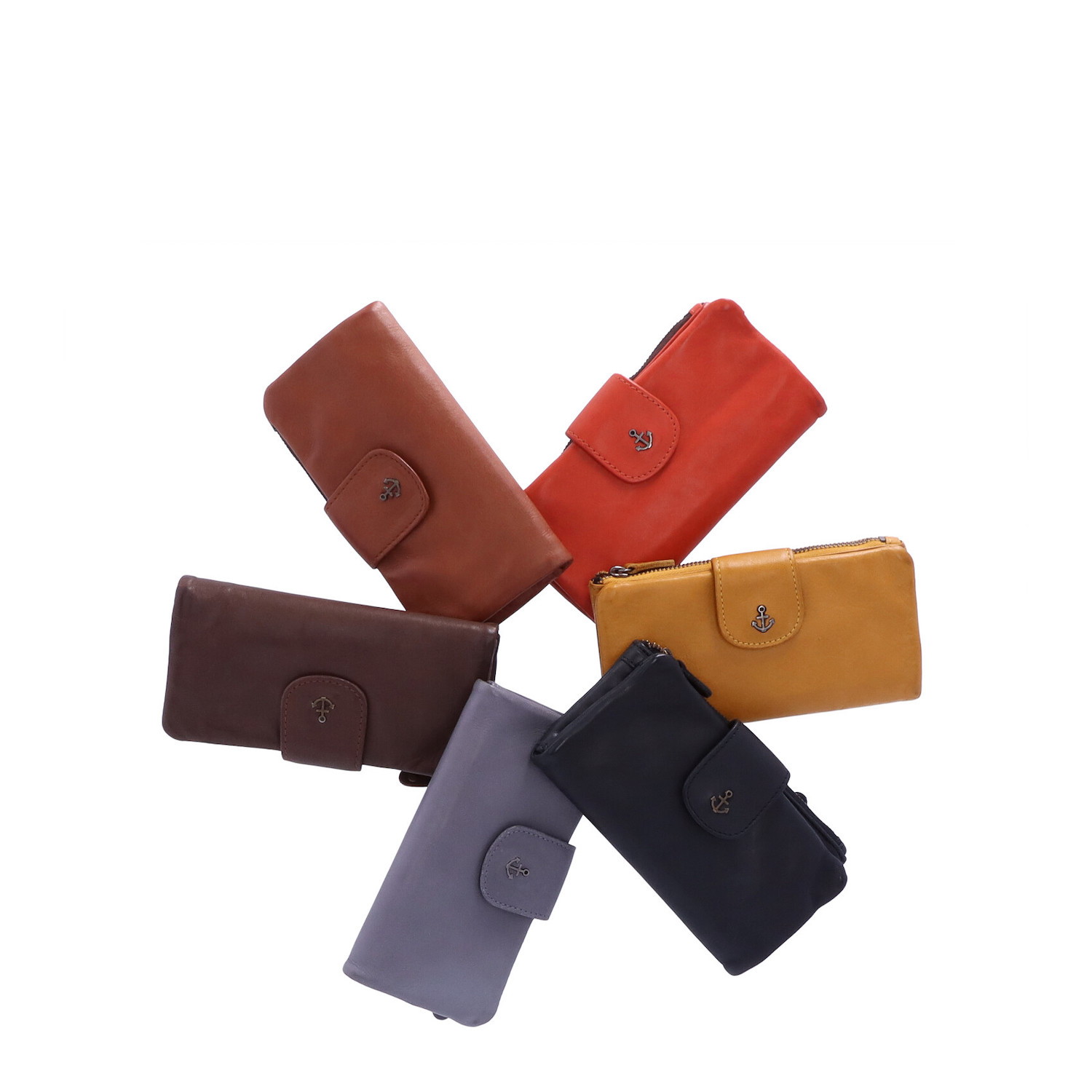 Harbour-2nd-Nikki-Imagebilder__Black_3