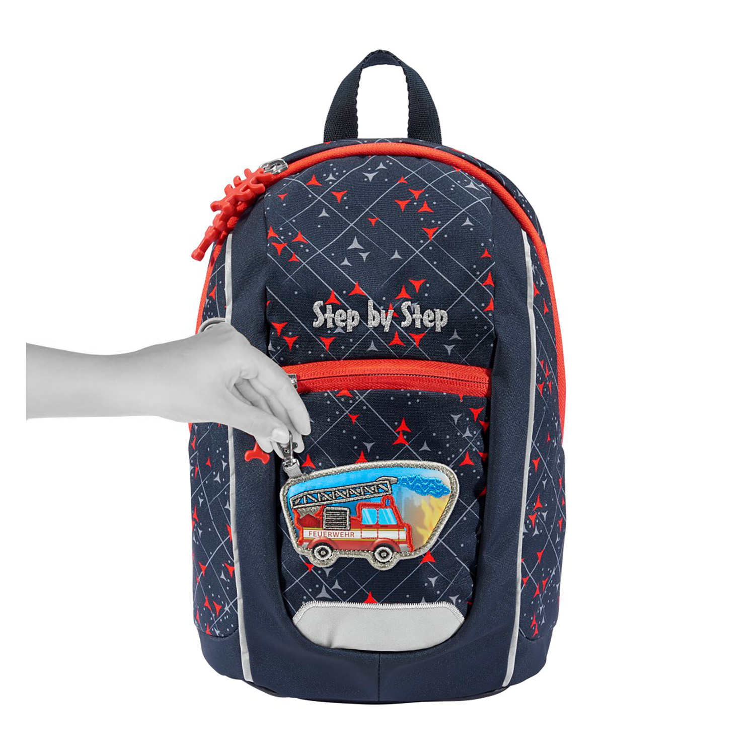 Step-by-Step_KIGA-MINI-Rucksack-Set_00138886_Fire-Truck-Finn_06