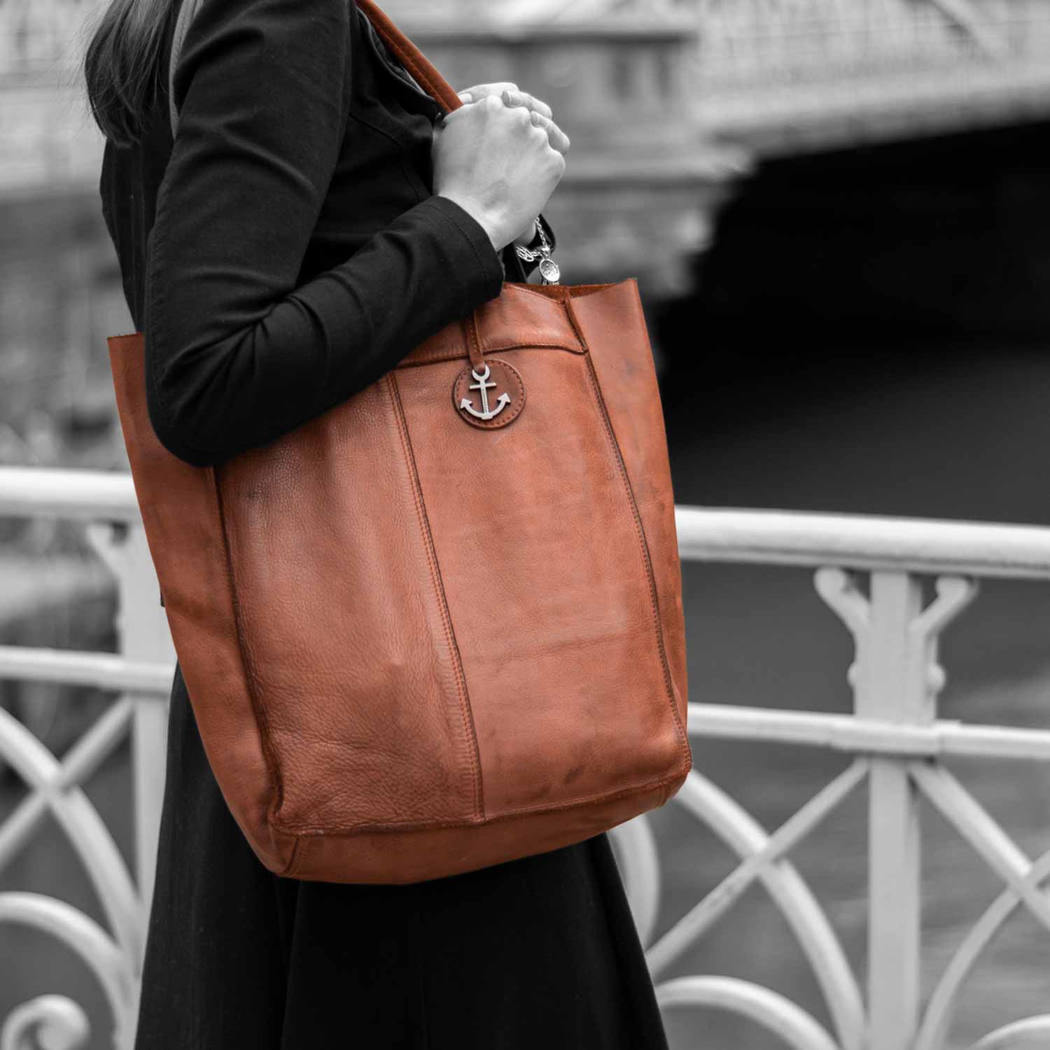 Harbour2nd_Elbe-1_cognac