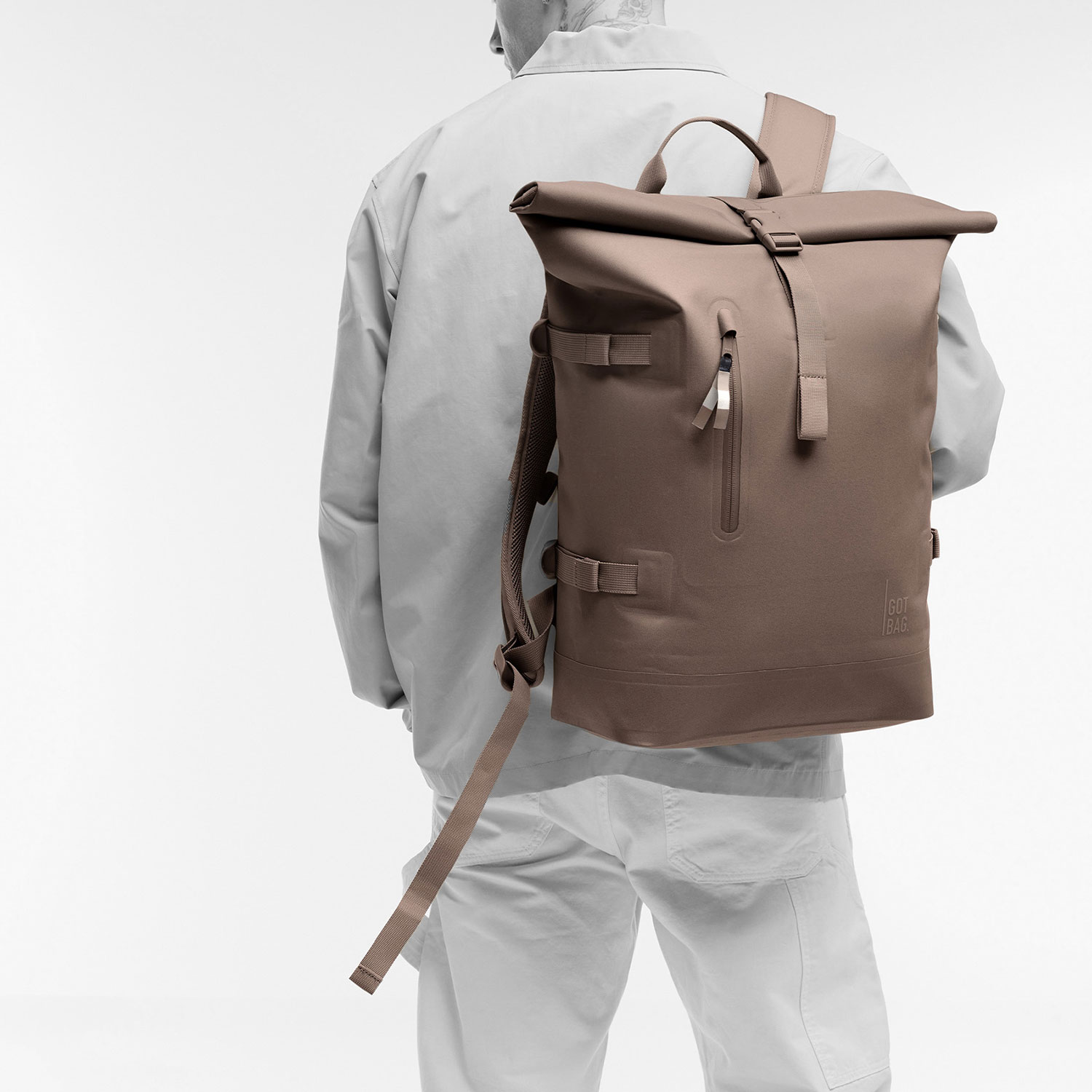 GOT-BAG_Rolltop-2-0-Monochrome-Edition_oyster_13